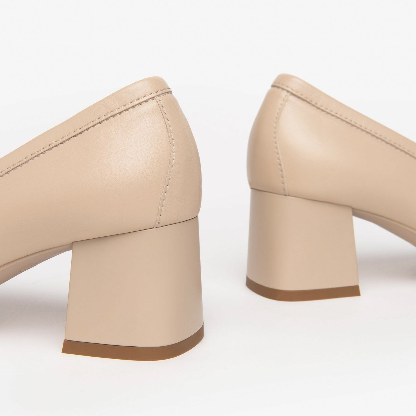 Mocassini con tacco NeroGiardini donna pelle nappa beige