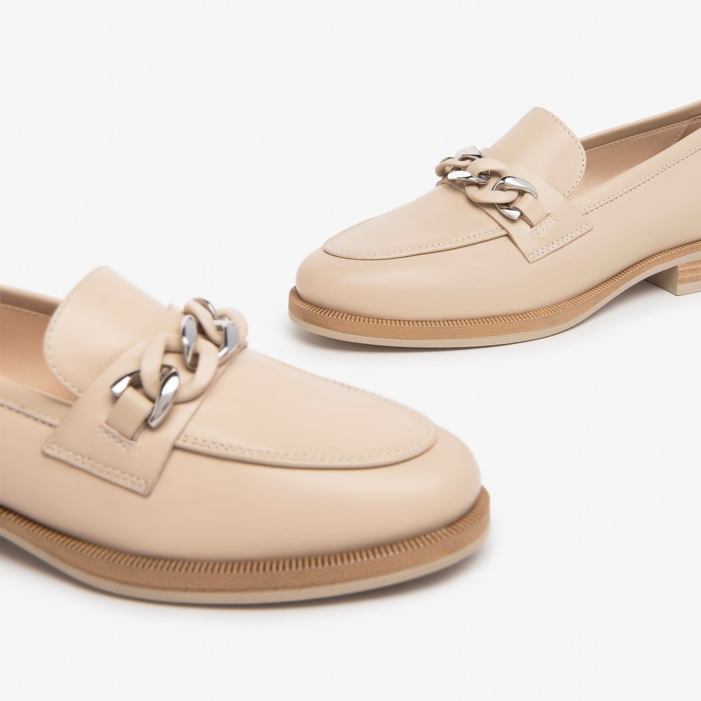 Loafers NeroGiardini woman nappa beige leather chain insert