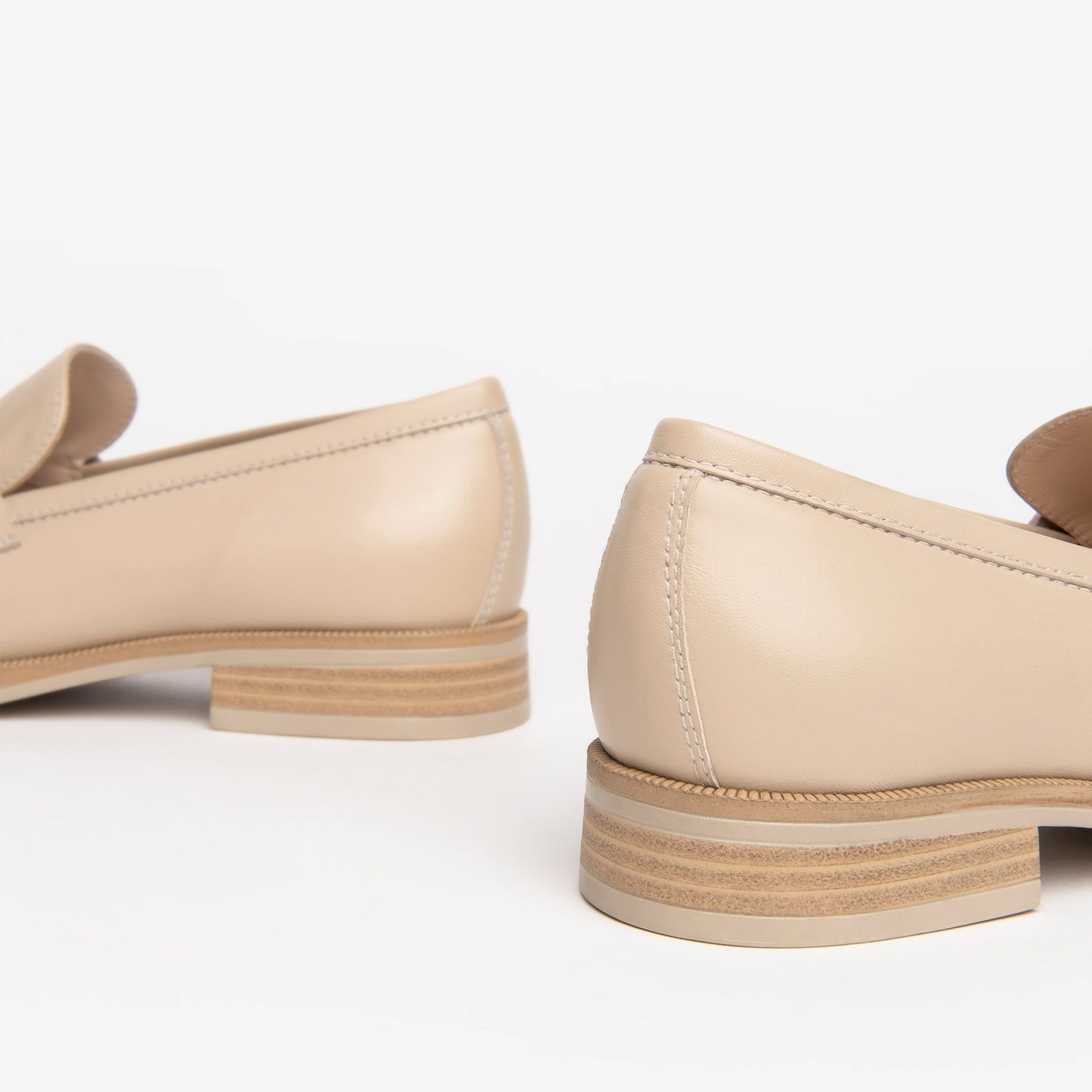 Mocassini NeroGiardini donna pelle nappa beige inserto catena