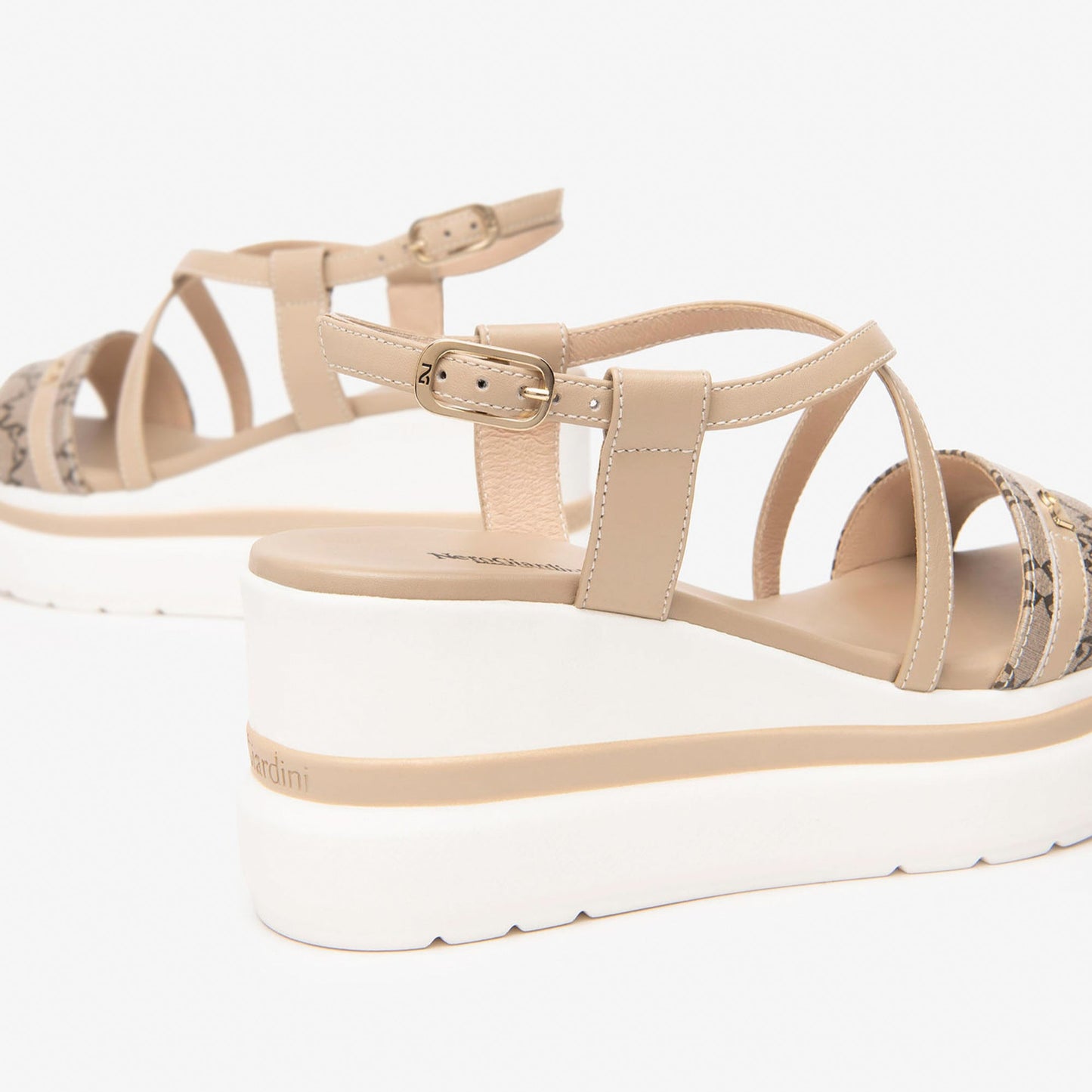 Sandali zeppa NeroGiardini donna pelle beige con trama