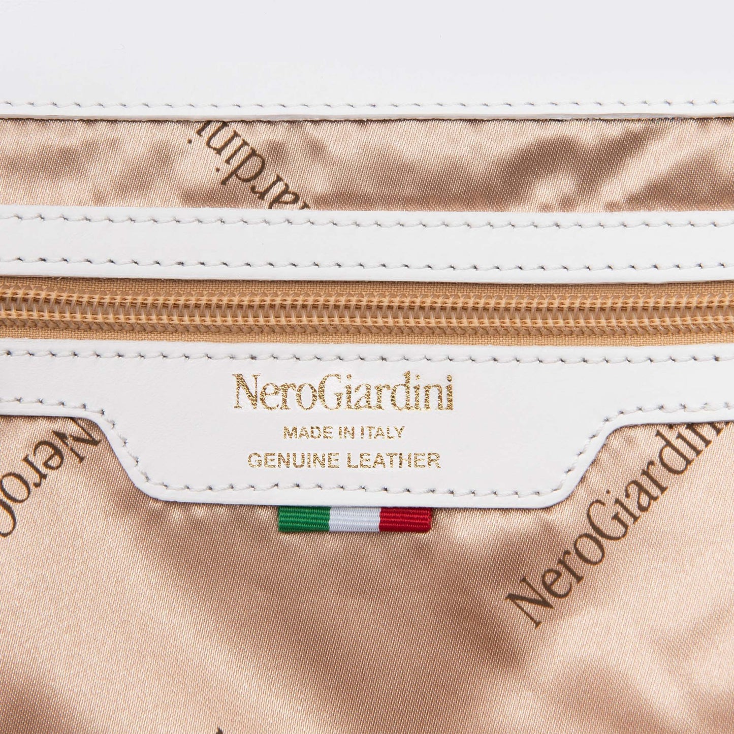 Borsa a tracolla NeroGiardini pelle colore bianco