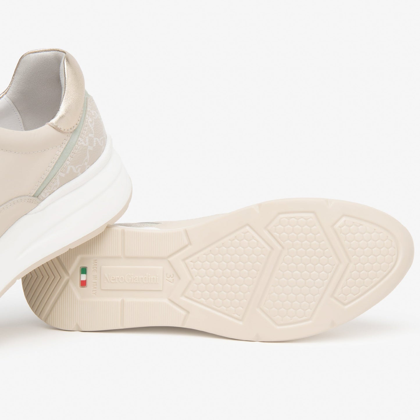 Sneakers NeroGiardini donna pelle beige con zeppa