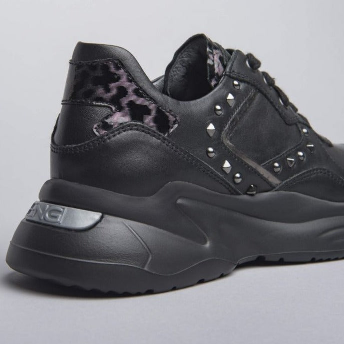 Sneakers NeroGiardini donna pelle nero animalier borchie