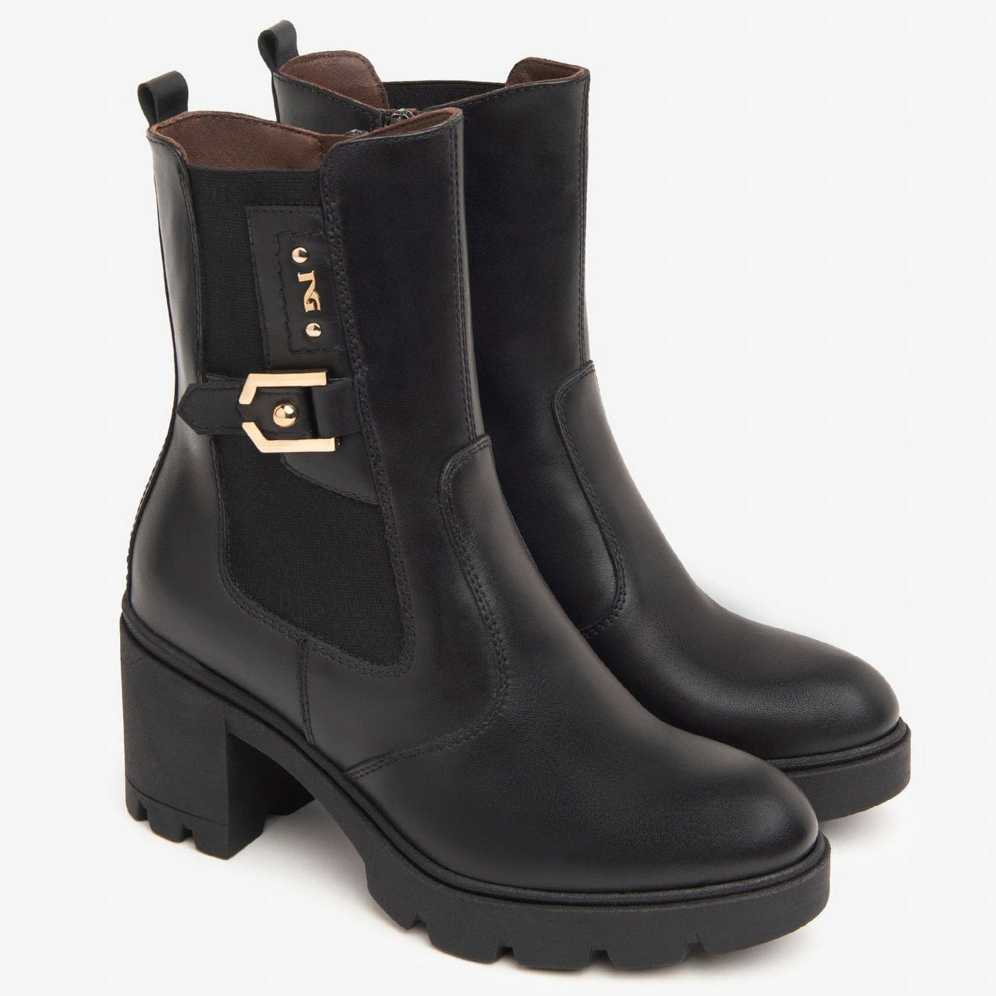 Chelsea ankle boots NeroGiardini woman black leather heel