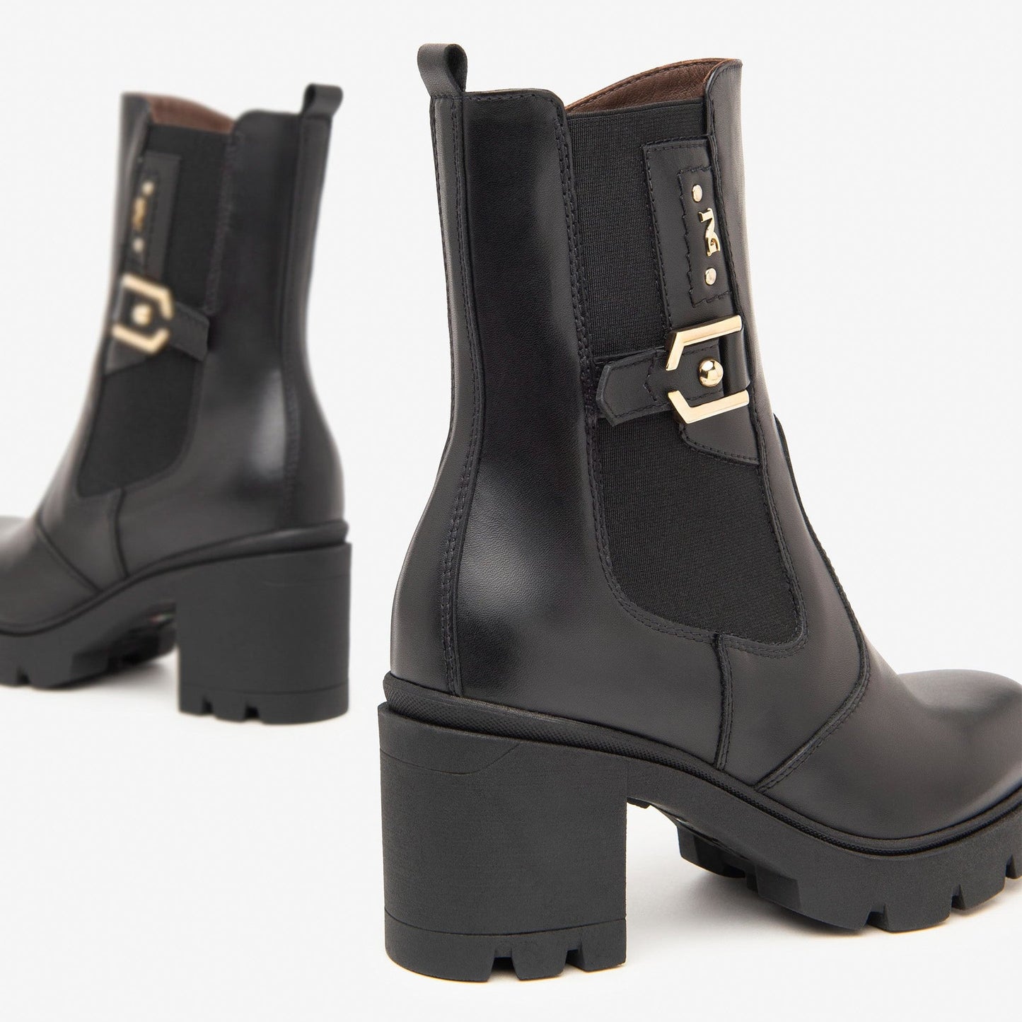 Chelsea ankle boots NeroGiardini woman black leather heel