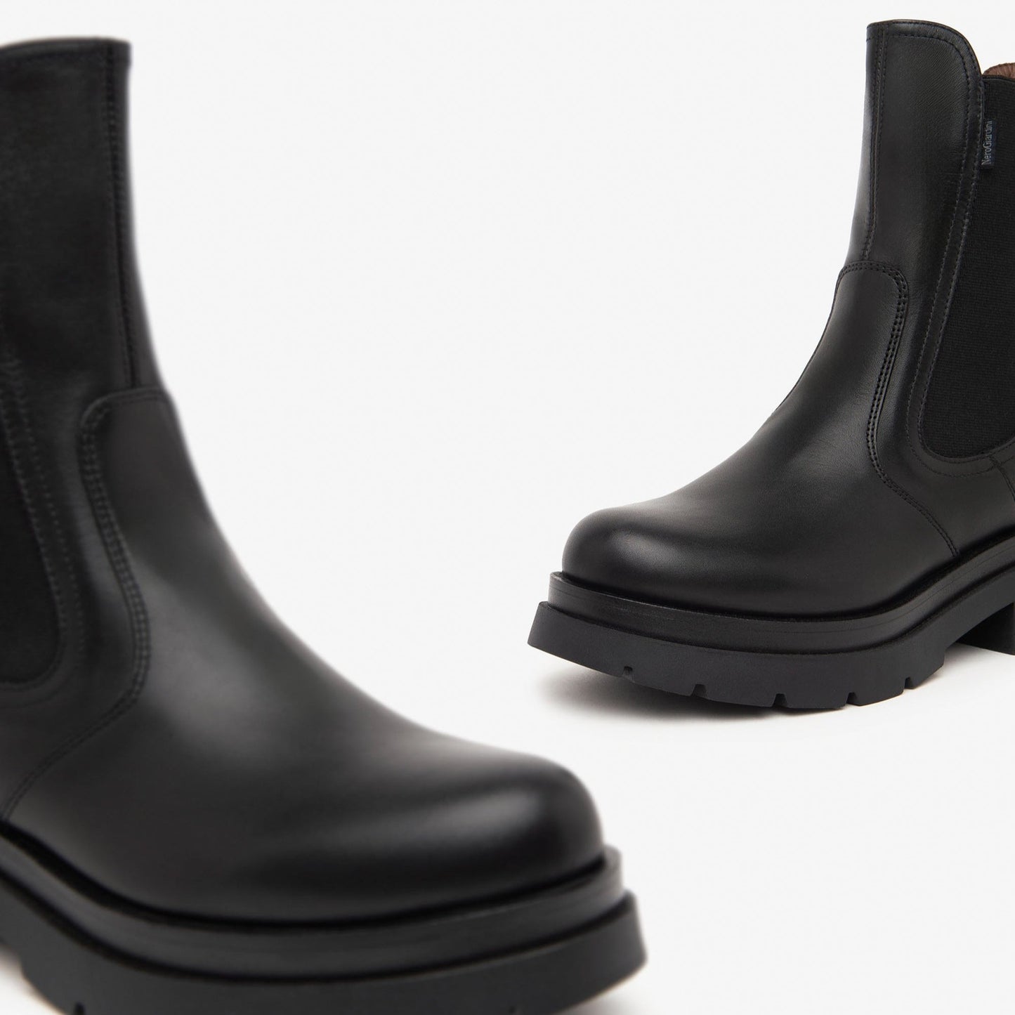 Stivaletti Chelsea NeroGiardini donna pelle nero