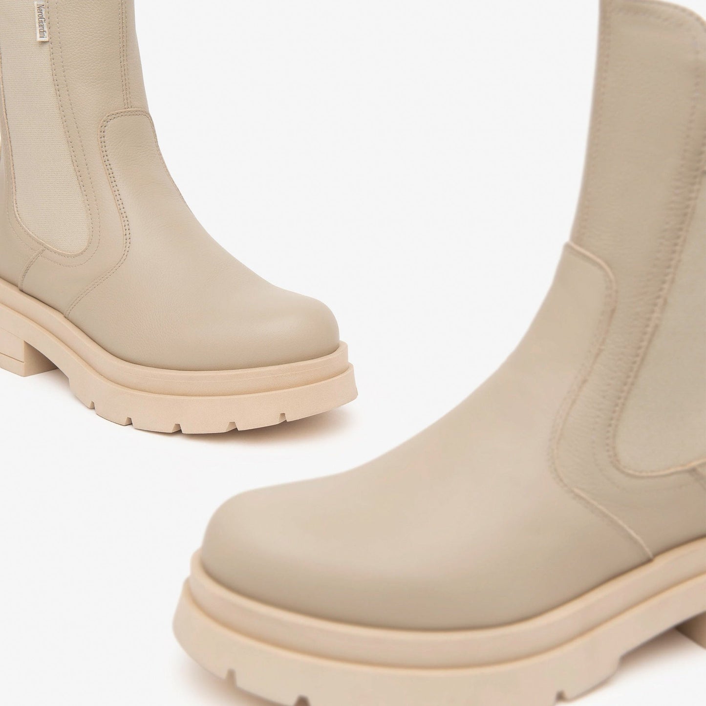 Chelsea boots NeroGiardini woman beige leather