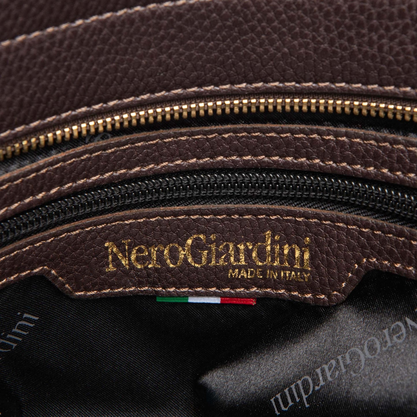 Tote Bag NeroGiardini beige fabric with texture