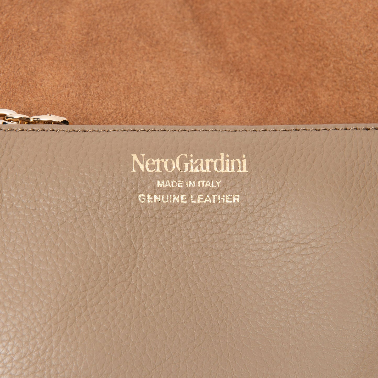Large hobo bag NeroGiardini beige leather