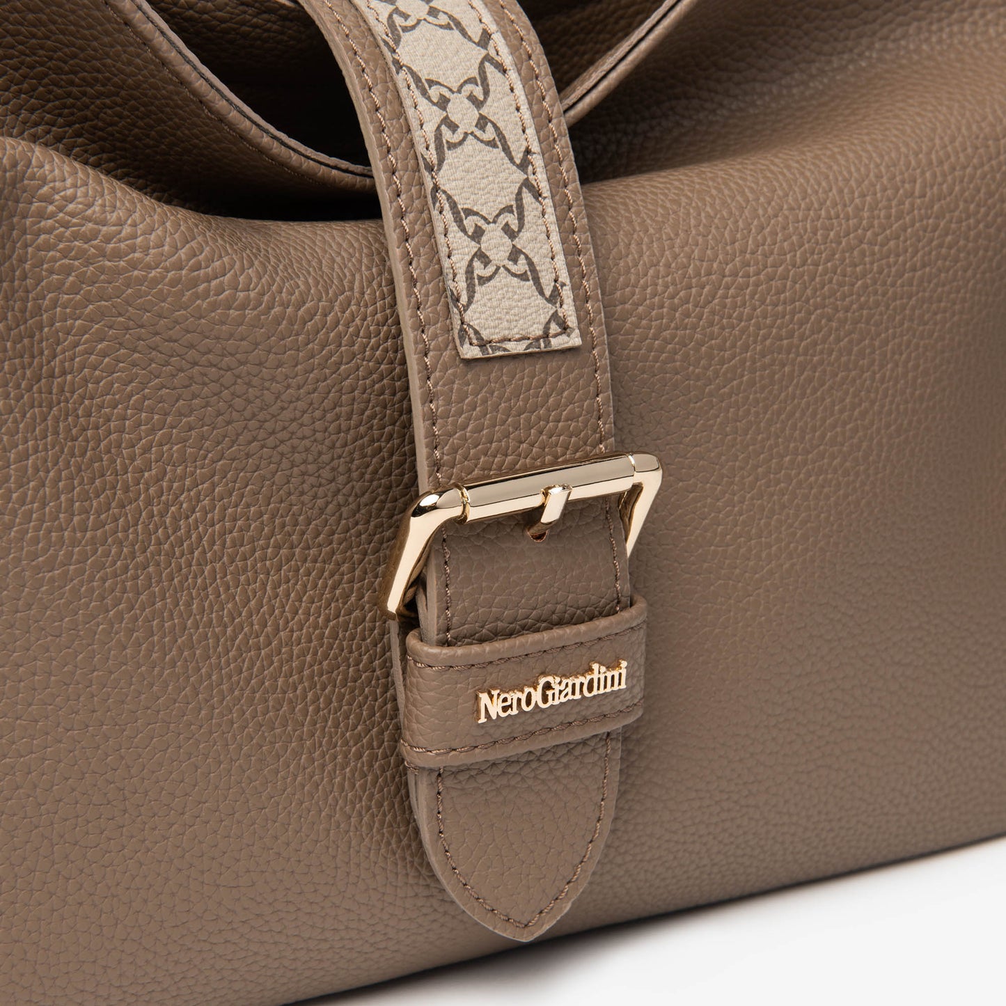 Borsa mini a tracolla NeroGiardini beige