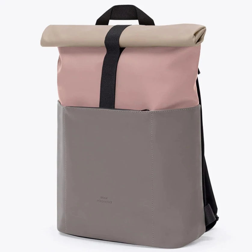 Medium backpack Ucon Acrobatics rose grey
