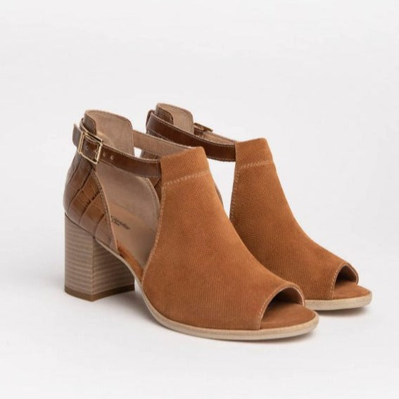 Sandals NeroGiardini women brown leather heels