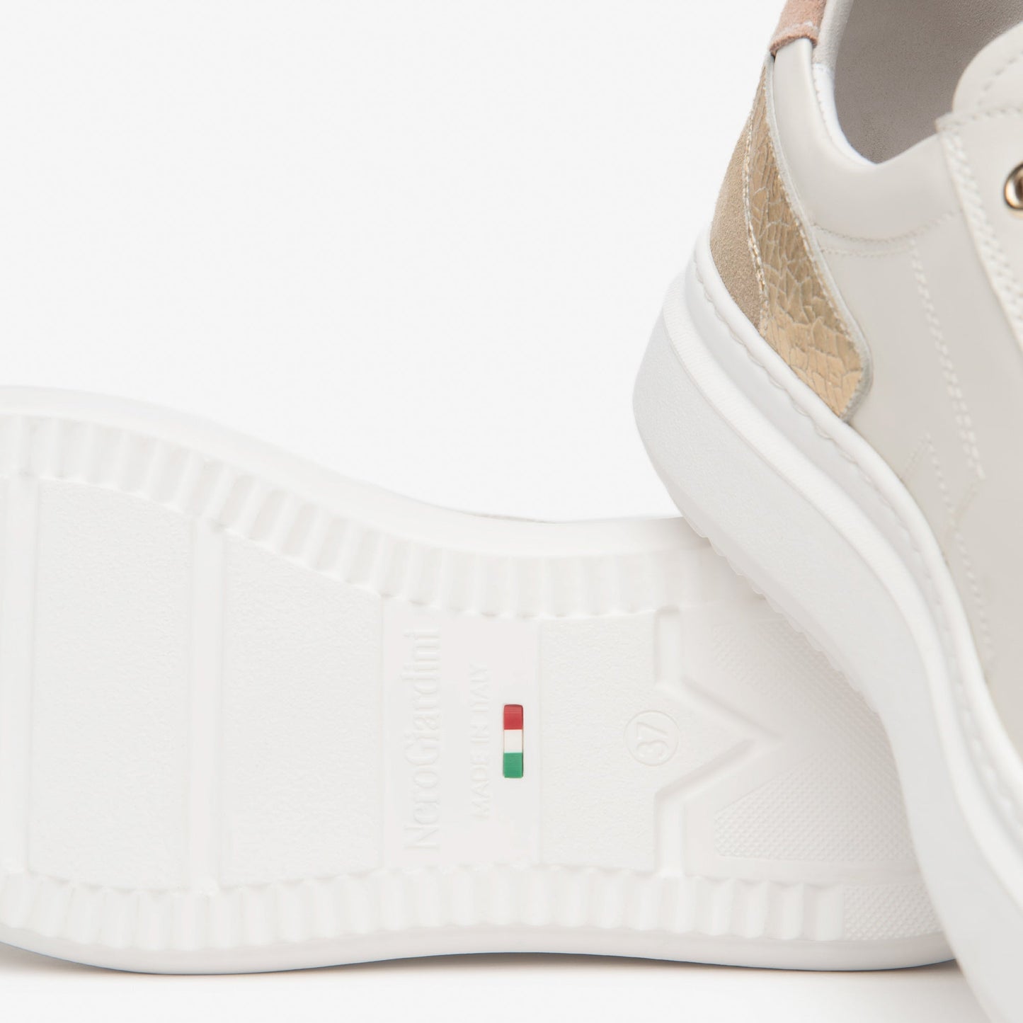 Sneakers NeroGiardini woman white leather with zip