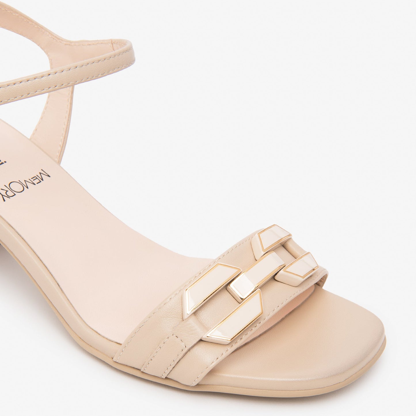 Sandali NeroGiardini donna pelle beige con tacco