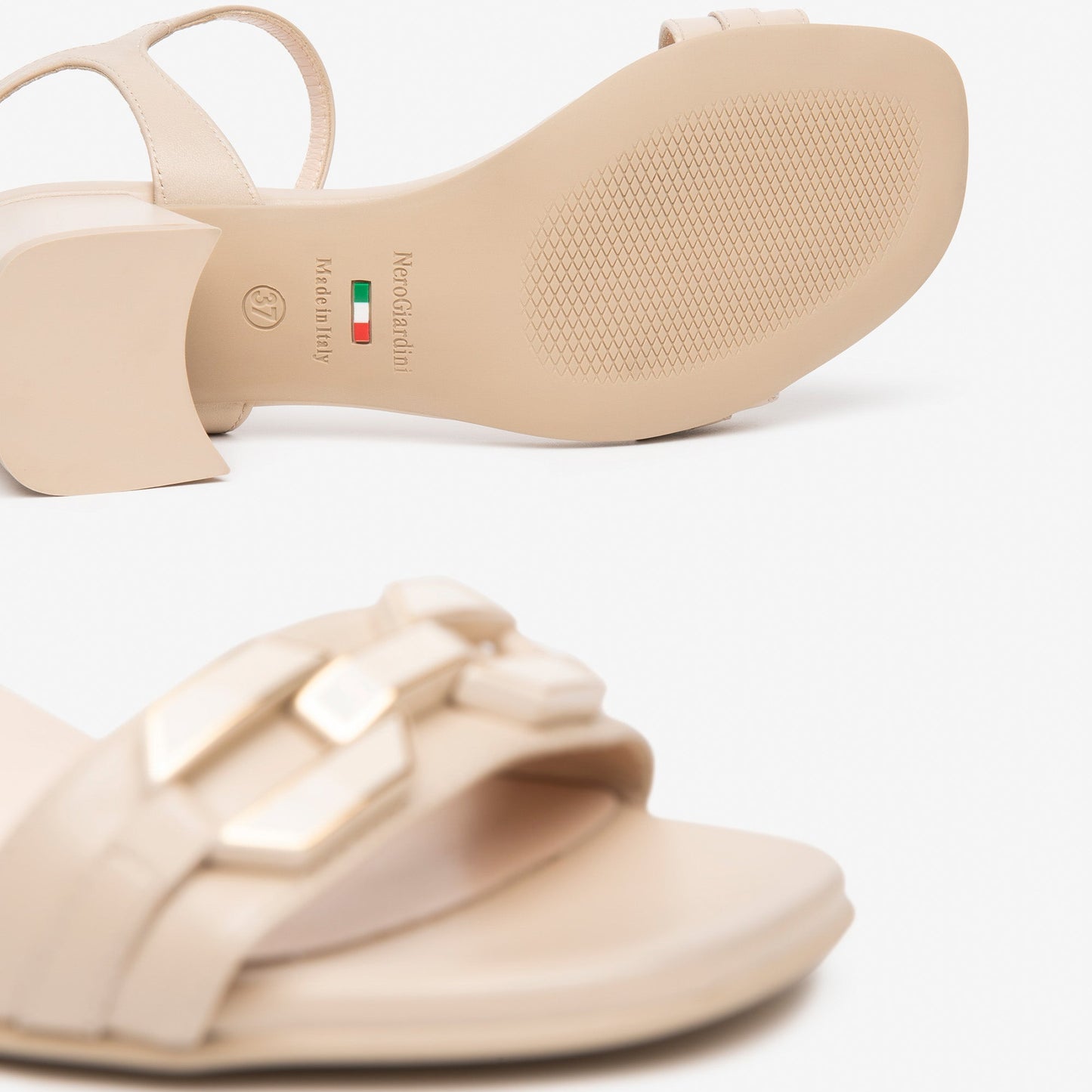 Sandali NeroGiardini donna pelle beige con tacco