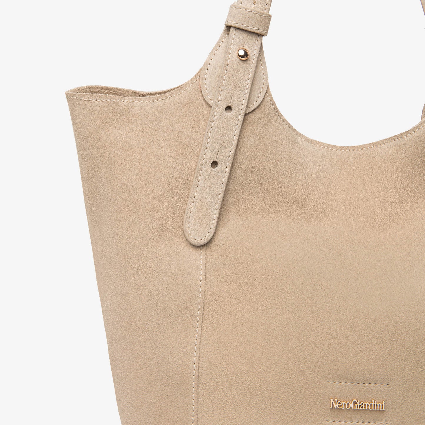 Medium bag NeroGiardini nude suede leather