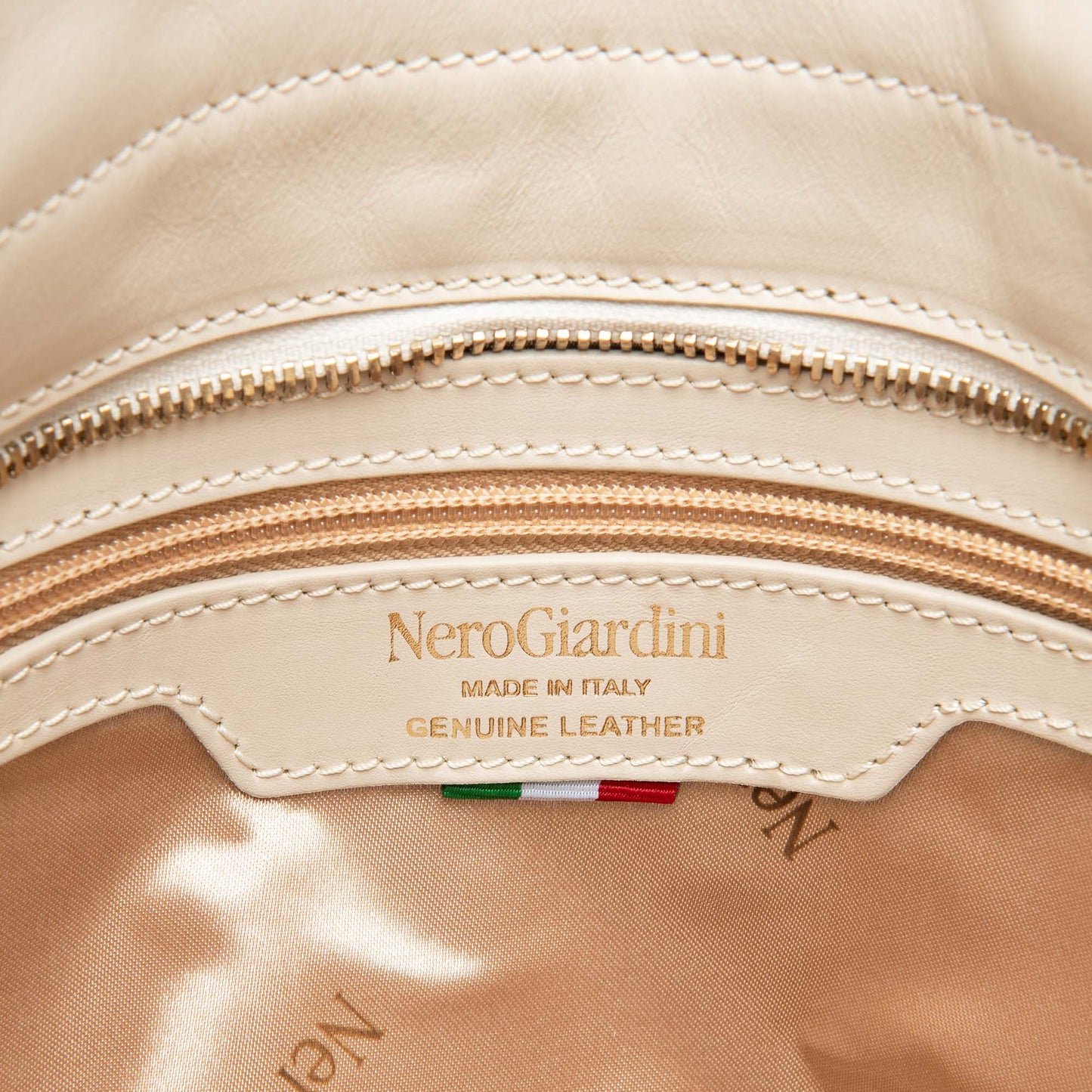 Borsa hobo NeroGiardini pelle bianco