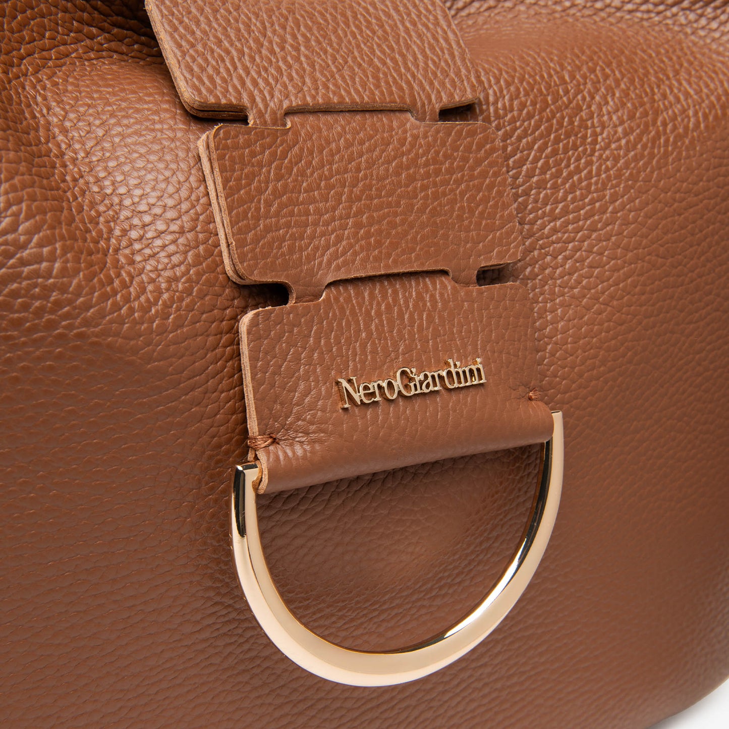 Borsa hobo NeroGiardini pelle cuoio