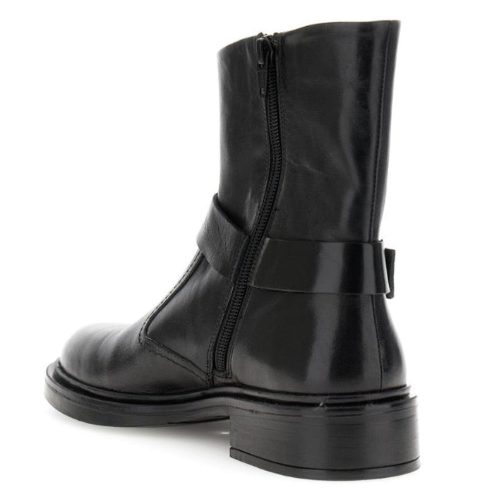 Ankle boots CafèNoir woman black leather buckle