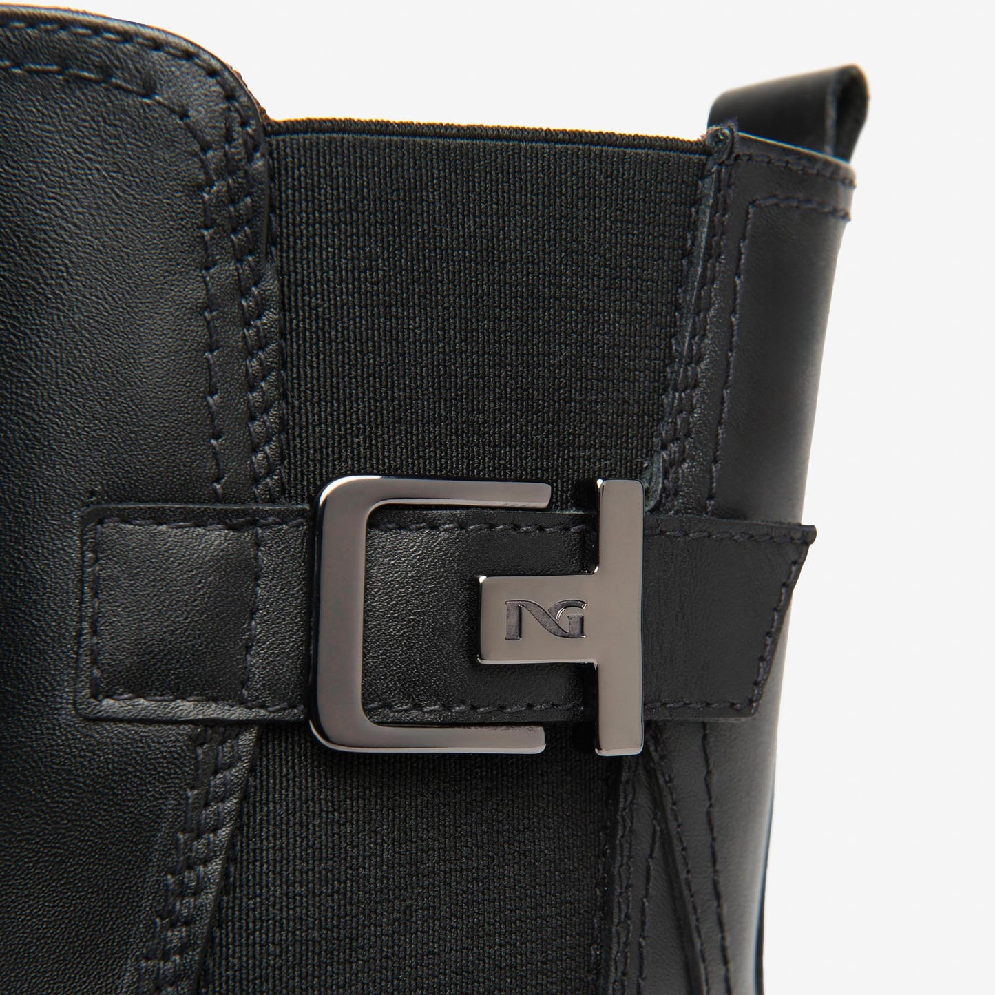 Stivali Chelsea NeroGiardini donna pelle nero zip interna
