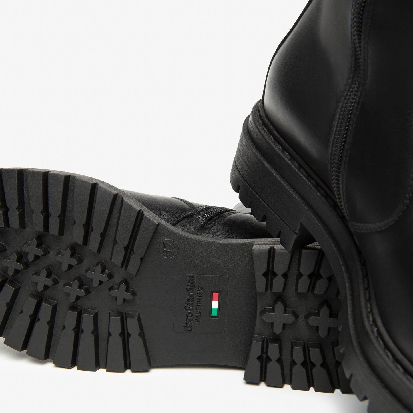 Stivali Chelsea NeroGiardini donna pelle nero zip interna