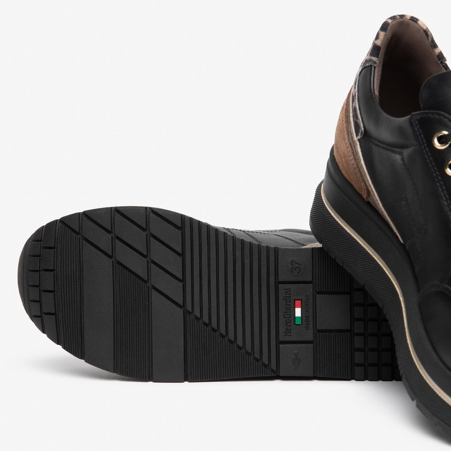 Sneakers NeroGiardini donna pelle nero zeppa