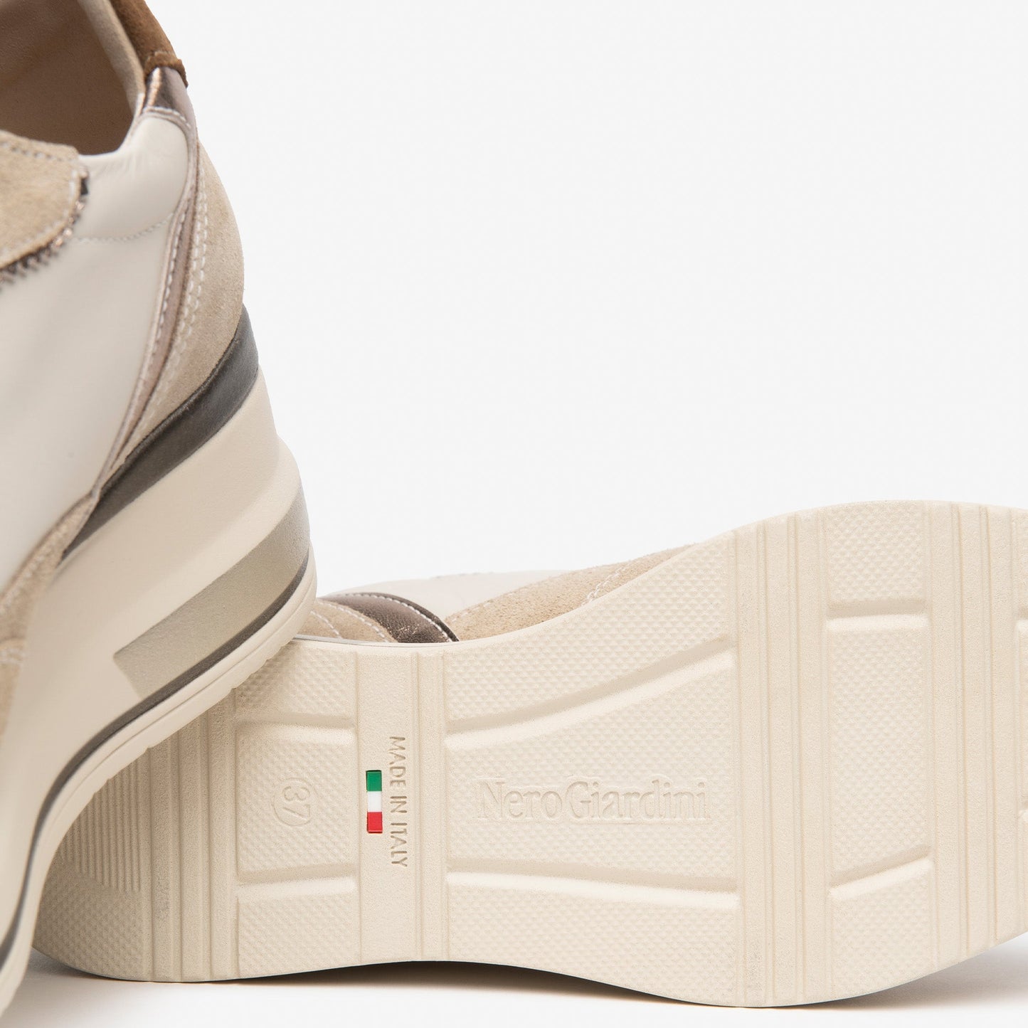 Sneakers NeroGiardini donna pelle beige zeppa